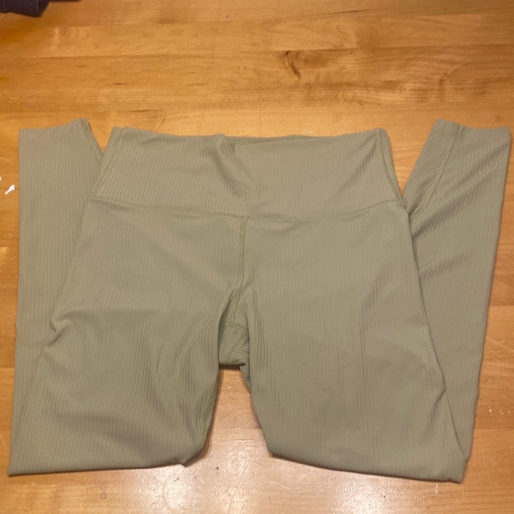 Sage green. All In Motion. Legging. With back pocket